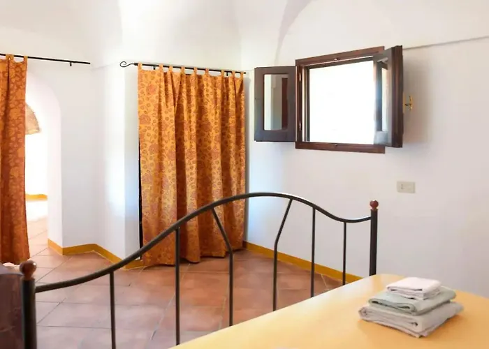 Dammusi Barone * Scauri (Sicily)