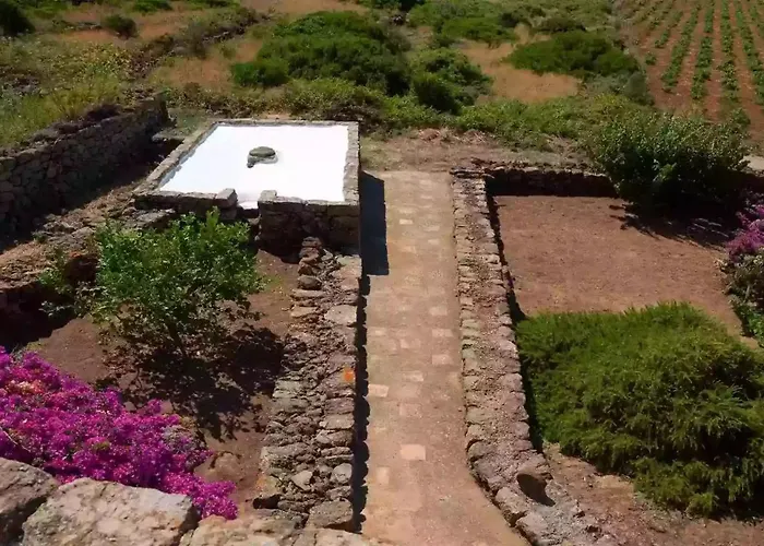 Dammusi Barone Дом отдыха Scauri (Sicily)