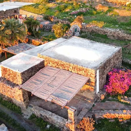 Dammusi Barone Scauri (Sicily)
