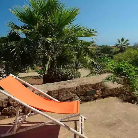 Dammusi Barone * Scauri (Sicily)