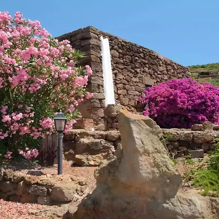 Dammusi Barone Nyaraló *