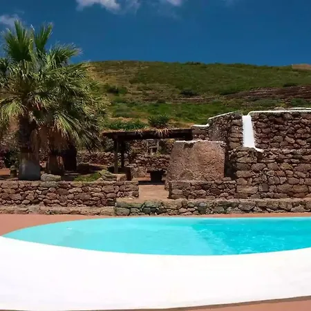 Dammusi Barone Holiday home Scauri (Sicily)