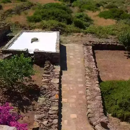Dammusi Barone Holiday home