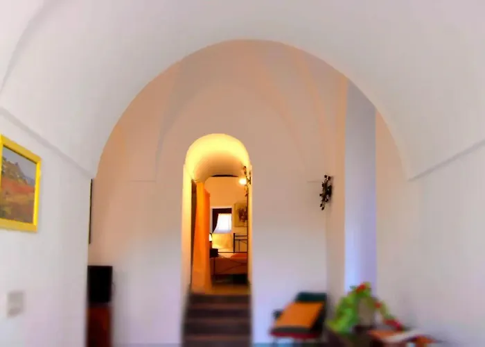 Casa de Férias Dammusi Barone Scauri (Sicily)