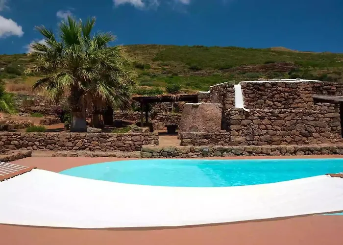 Dammusi Barone Casa de Férias
