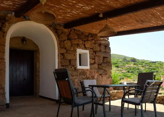 Dammusi Barone Casa de Férias Scauri (Sicily)